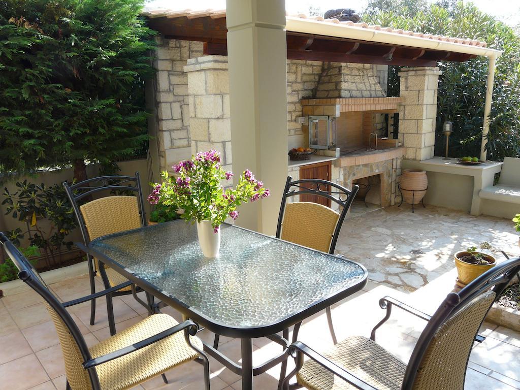 Villa Aliki Барбати Екстериор снимка