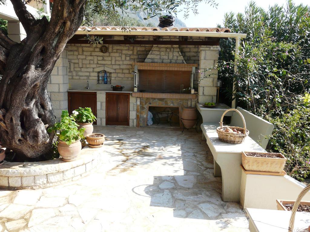 Villa Aliki Барбати Екстериор снимка